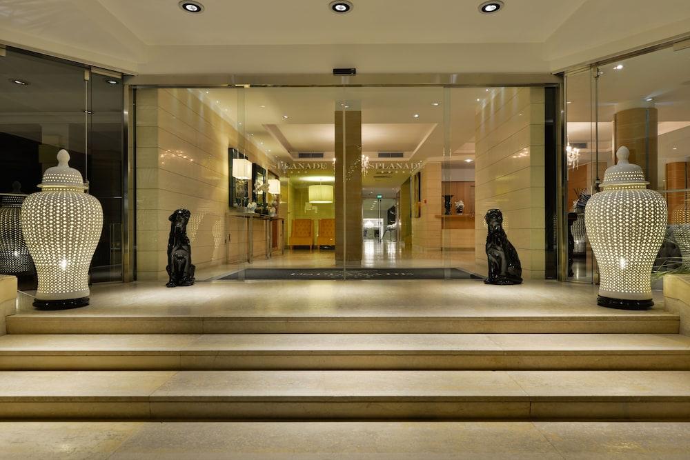Boutique Esplanade Hotel